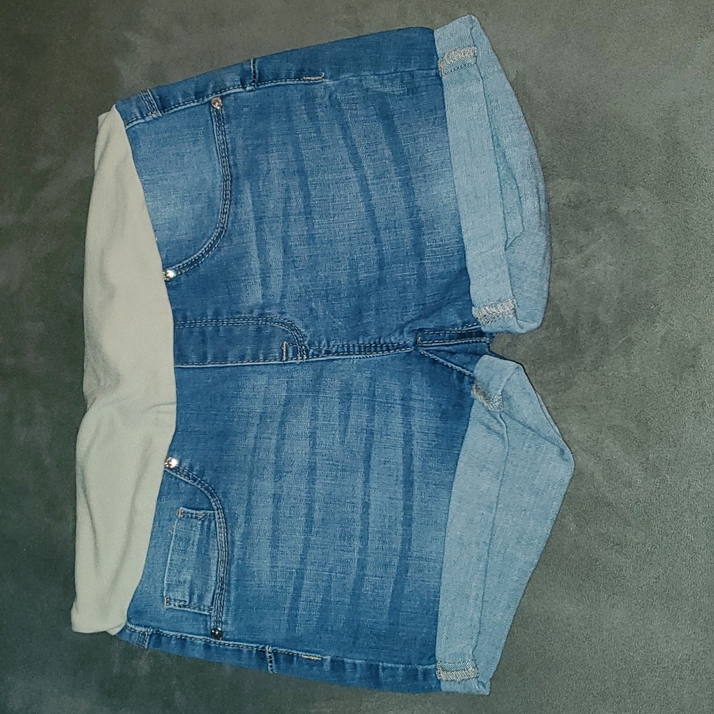 Bella Vida Maternity shorts. Sz S. EUC!